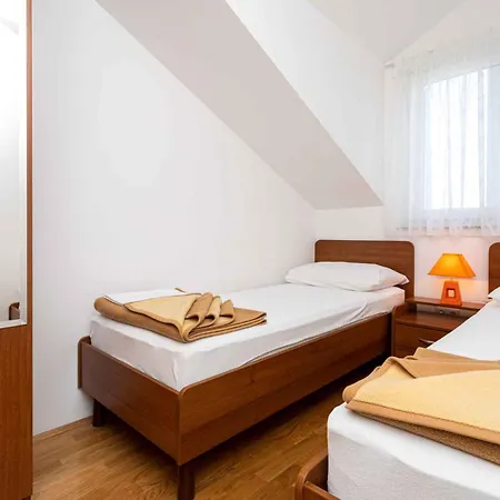Apartment In 12393 Baska (Krk)