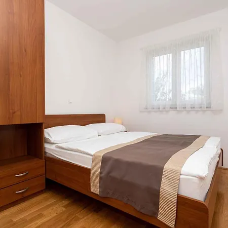 In 12393 Apartment