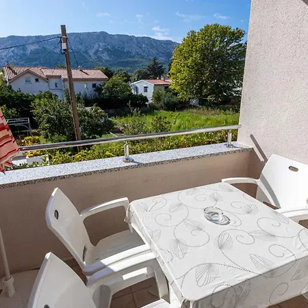 Apartment In 12393